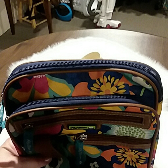 Lily Bloom Crossbody bag - Picture 2 of 6
